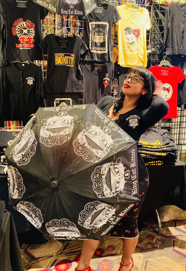 Limited Edition Queen Kitty Custom Parasol